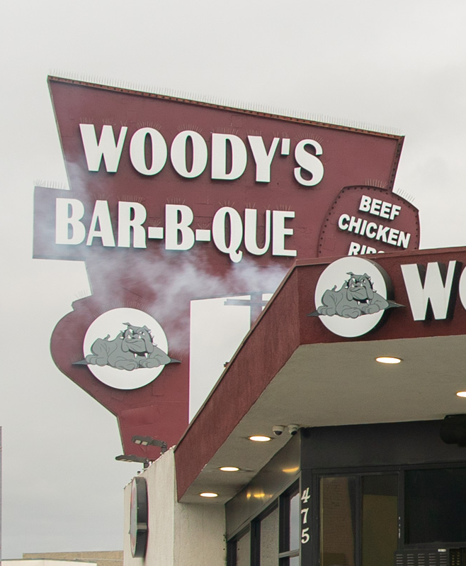 Woody's Bar-B-Que in Los Angeles